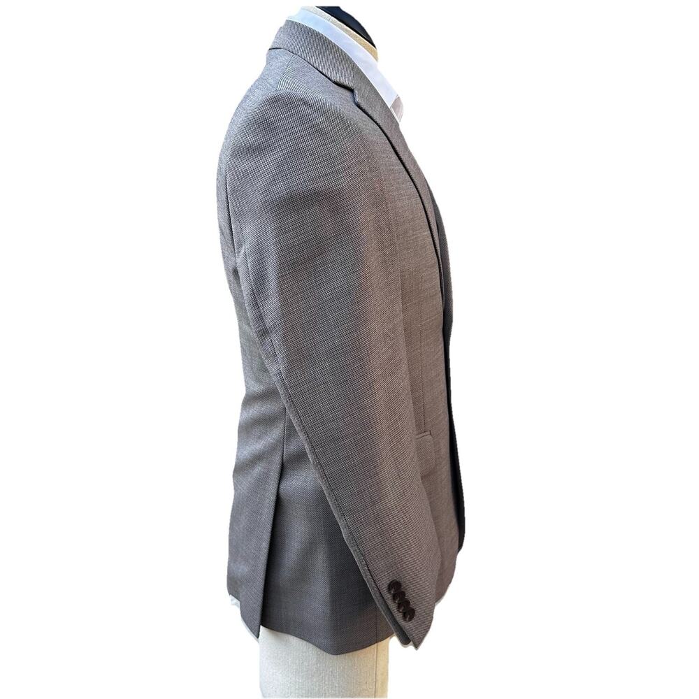 Jos A Bank 38S Travel Tek Sport Coat. Tailored fit - Picture 7 of 14